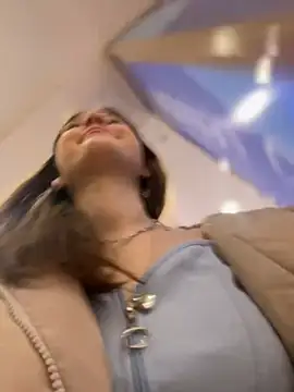 Snapshot of Times__Square chatting on 01/16/25, 09:05 Times Square online show from 01/16/25, 09:05