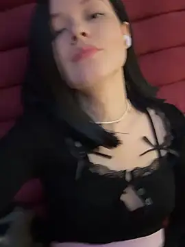 Snapshot of Times__Square chatting on 02/02/25, 10:24 Times Square online show from 02/02/25, 10:24