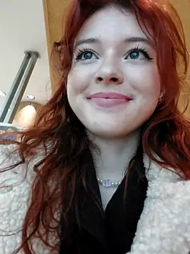 Snapshot of Times__Square chatting on 03/20/25, 08:20 Times Square online show from 03/20/25, 08:20