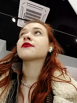 Snapshot of Times__Square chatting on 03/22/25, 07:25 Times Square online show from 03/22/25, 07:25