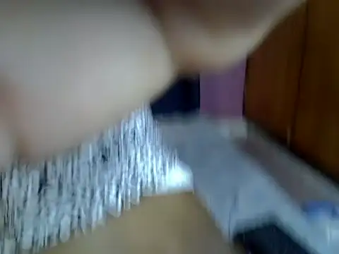 Queen petite  online show from 11/21/25, 07:01