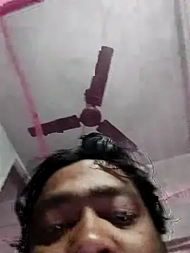 Young couple143 online show from 03/06/25, 03:24