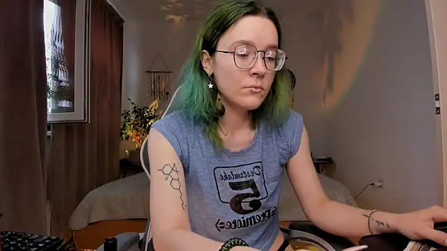 alisahug online show from 07/03/26, 03:57