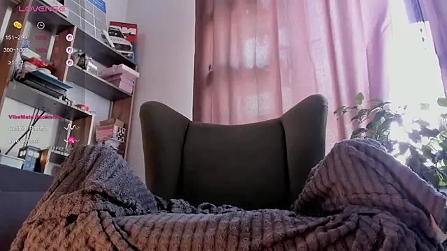 alisahug online show from 07/07/26, 06:47