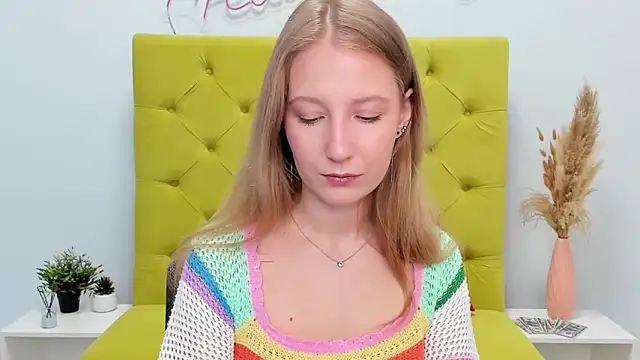 LolaWilsons online show from 05/05/26, 06:21