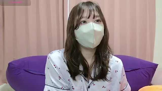 Snapshot of sara-a-jp chatting on 12/08/24, 07:26 sara-a-jp online show from 12/08/24, 07:26