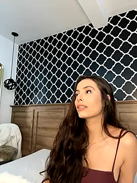 Amber Rush  online show from 10/28/25, 11:18