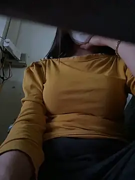 Snapshot of Tuongvy05 chatting on 03/22/25, 05:31 Tuongvy05 online show from 03/22/25, 05:31