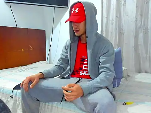 Snapshot of Chandler_ken chatting on 11/29/25, 01:30 Chandler ken online show from 11/29/25, 01:30