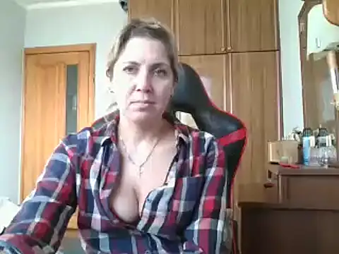 IrinaB1 online show from 02/13/25, 12:11