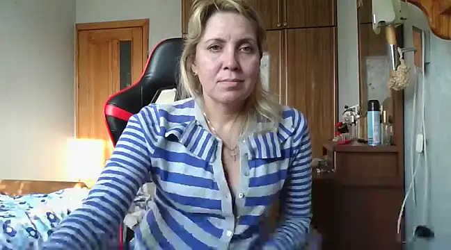 IrinaB1 online show from 02/25/25, 01:39