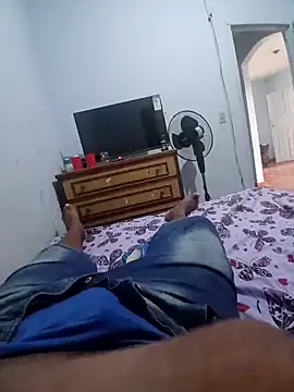 Snapshot of morenogts69 chatting on 02/20/25, 05:40 morenogts69 online show from 02/20/25, 05:40