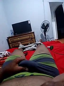 Snapshot of morenogts69 chatting on 03/22/25, 01:43 morenogts69 online show from 03/22/25, 01:43