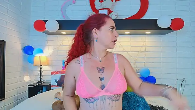 HannaBrave online show from 02/17/25, 03:31