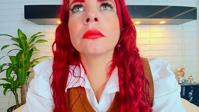 HannaBrave online show from 10/30/25, 12:06