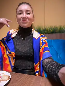 Crazy-Rosa online show from 12/25/24, 02:45