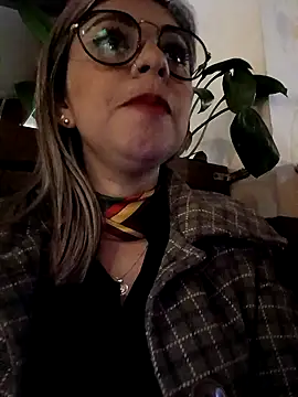 Cata Office-12 online show from 12/03/24, 12:02