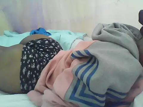 EBONYVANILLA02 online show from 09/17/25, 08:27