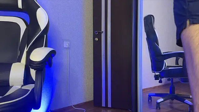 Stick Twlx online show from 03/02/26, 03:41