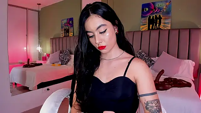 Samaanthaa  online show from 11/16/25, 02:17