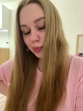 Marylallka5 online show from 04/29/26, 03:05