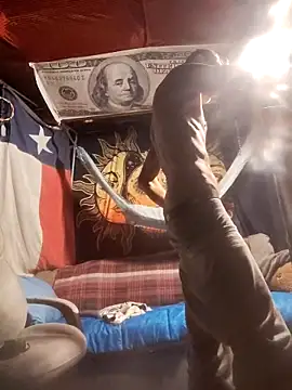 Gillygilly76 online show from 02/27/26, 05:29