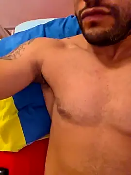 Macholatino8611 online show from 10/15/25, 05:24