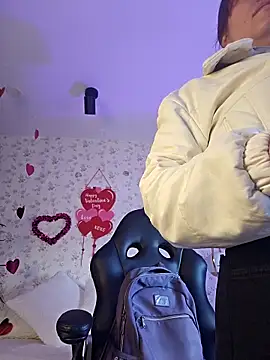 valery mora online show from 02/20/25, 01:19