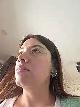 valery mora online show from 03/19/25, 01:51