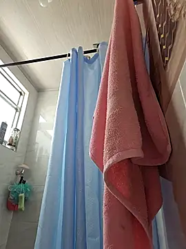 valery mora online show from 09/23/25, 03:04