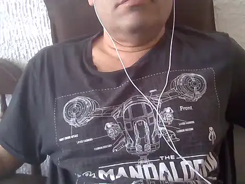 Snapshot of lover_camer chatting on 01/29/25, 03:04 lover camer online show from 01/29/25, 03:04