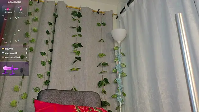 Iamkarlaa doll online show from 01/09/25, 12:25