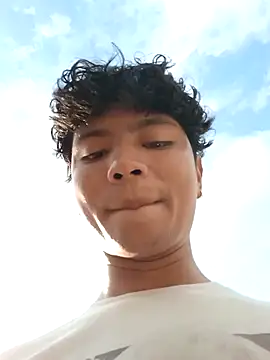  Ottis  online show from 03/16/25, 09:47