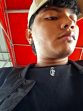  Ottis  online show from 11/19/25, 06:19