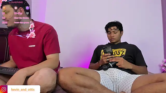  Ottis  online show from 04/08/26, 07:03