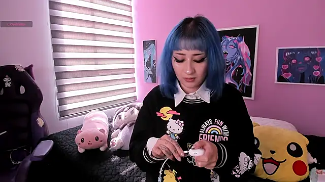 Snapshot of Miwa_violet chatting on 02/12/25, 07:45 Miwa violet online show from 02/12/25, 07:45