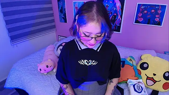 Miwa violet online show from 04/01/26, 03:18