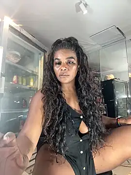 Snapshot of MAREIA_25 chatting on 03/19/25, 12:37 MAREIA 25 online show from 03/19/25, 12:37