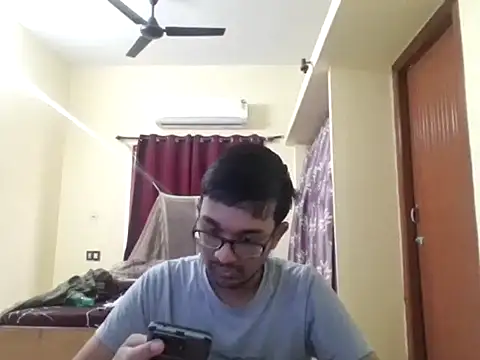 THE NAKED BOY online show from 11/30/25, 04:38