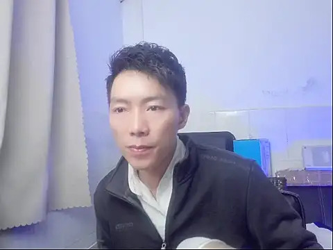 xhqds online show from 12/12/24, 10:24