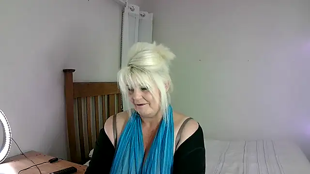 Miahotmilf online show from 03/15/25, 06:21