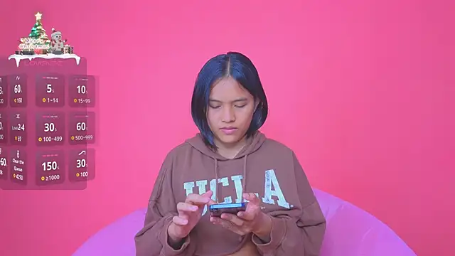 Natsu   online show from 01/03/25, 10:20