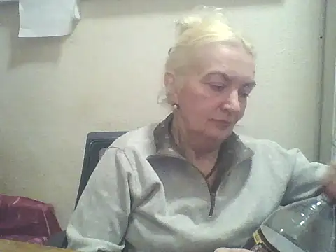 Snapshot of Meri798 chatting on 03/17/26, 07:39 Meri798 online show from 03/17/26, 07:39