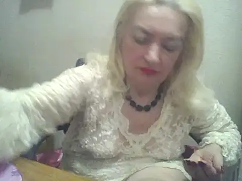 Snapshot of Meri798 chatting on 04/04/26, 08:50 Meri798 online show from 04/04/26, 08:50