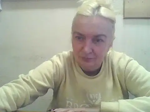 Snapshot of Meri798 chatting on 05/28/26, 06:16 Meri798 online show from 05/28/26, 06:16