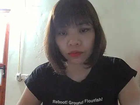 Angela-Eira online show from 10/07/25, 08:50