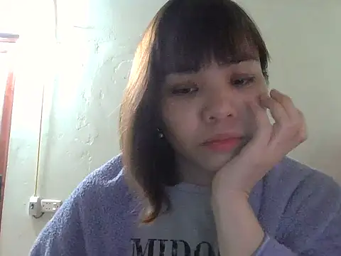 Angela-Eira online show from 11/24/25, 09:58