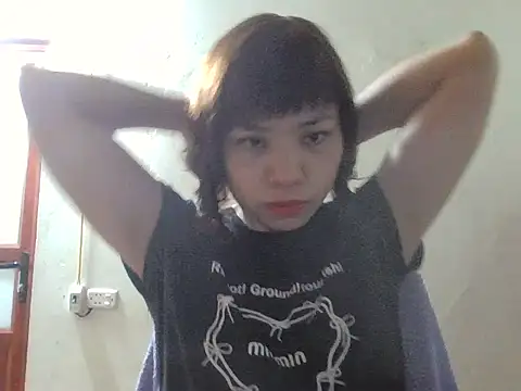 Angela-Eira online show from 12/02/25, 09:21