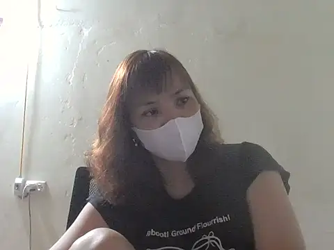 Snapshot of Angela-Eira chatting on 06/10/26, 07:24 Angela-Eira online show from 06/10/26, 07:24