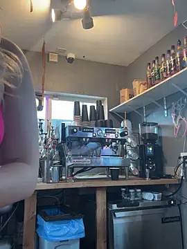 Snapshot of delicioussdixie chatting on 02/22/25, 07:03 delicioussdixie online show from 02/22/25, 07:03